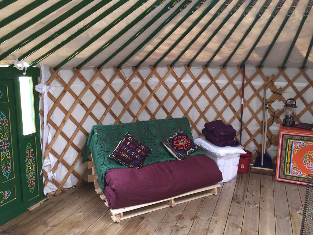 The Yurt Hotell Isle of Gigha Eksteriør bilde